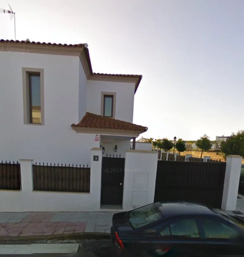 Luisa Ortiz Mira. (PROCURADOR EN BADAJOZ Y OLIVENZA)