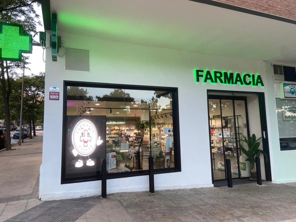 Farmacia La Cruz de la Peseta en Madrid