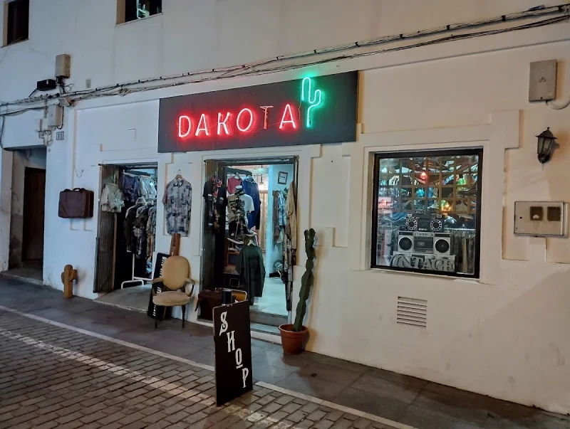 Dakota Vintage Shop Conil