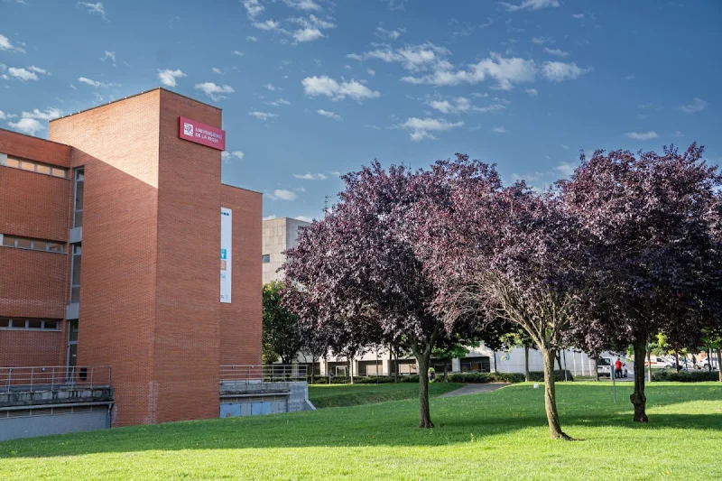Facultad de Ciencias Empresariales