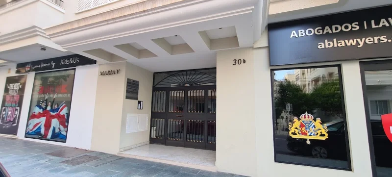 La Clinique Marbella Dra Bérénice Ibarra Ottino Médecin français