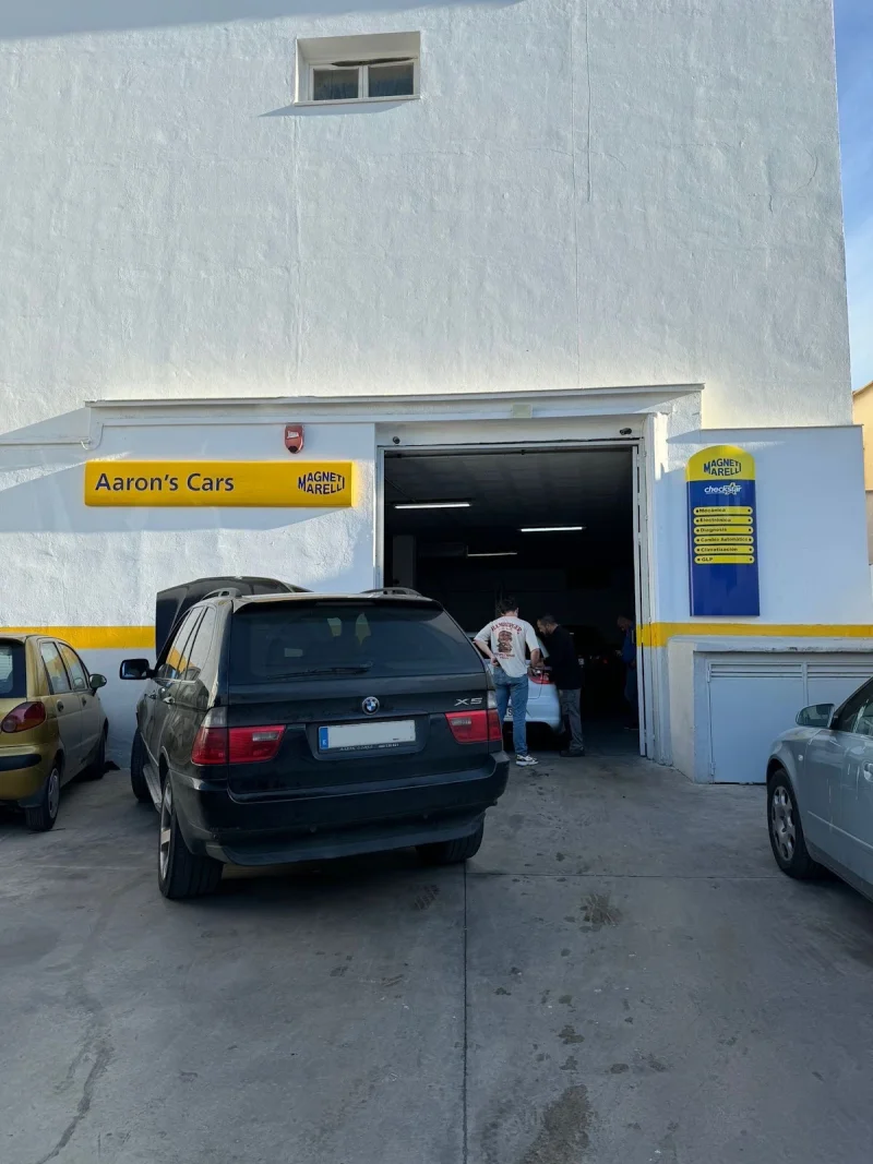 AARON´S CARS S.L.
