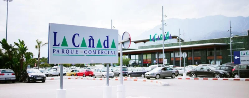 La Cañada Shopping