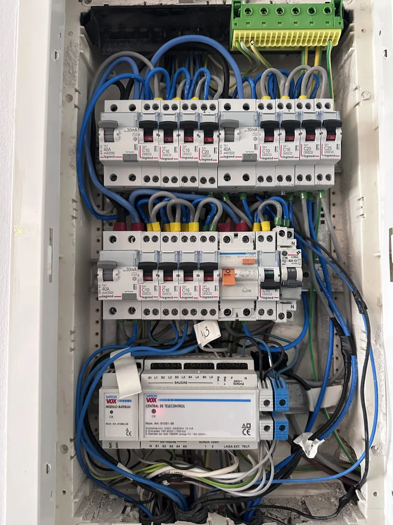 Wild Jobs Electricista y Fontanería Urgente 24h, Climatización, Mantenimiento de Propiedades y Reformas