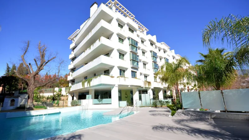 INMOBILIARIA MÓNICA LABORD PROPERTIES