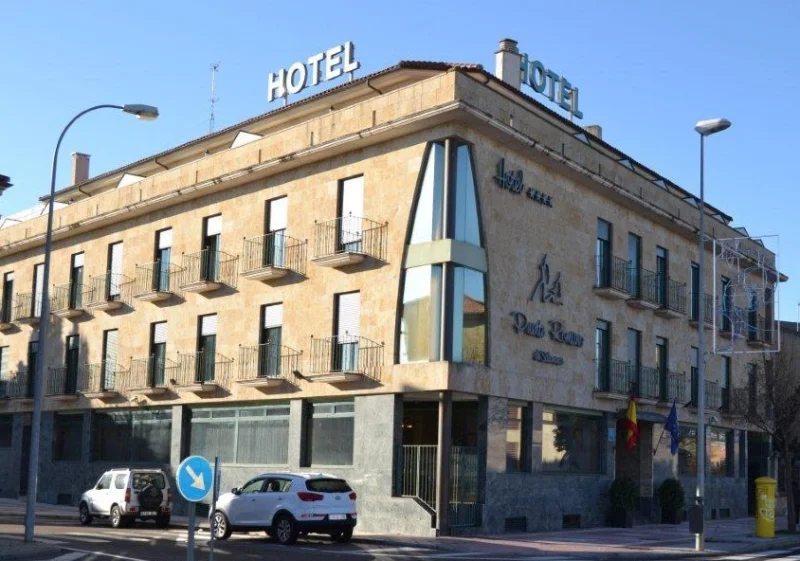 Hotel ELE Puente Romano