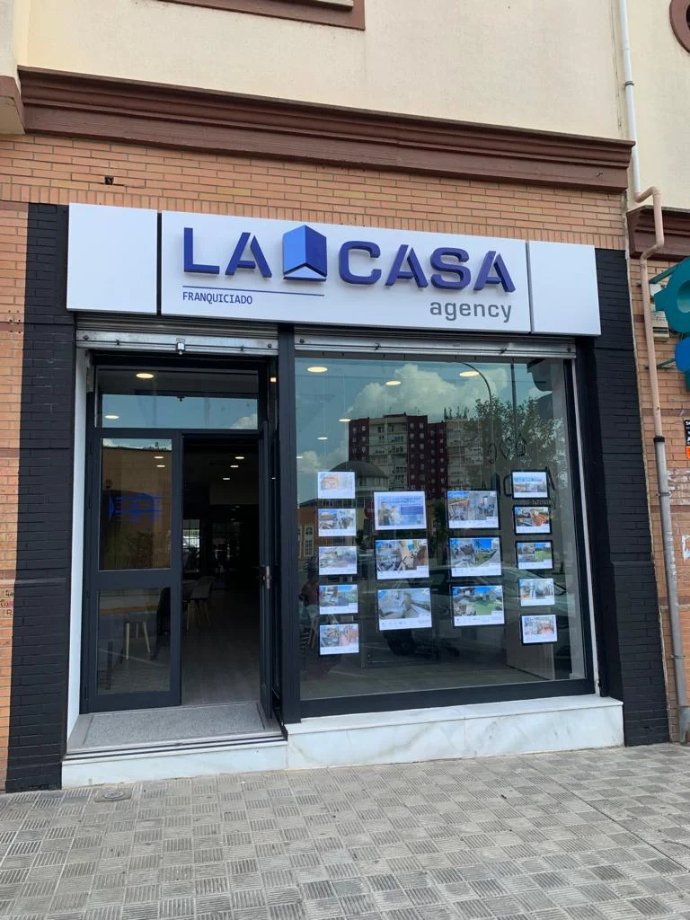 Inmobiliaria en Montequinto | La Casa Agency Montequinto