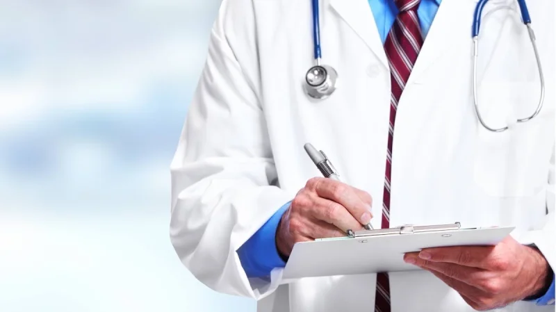 CENTRO MÉDICO ROMA (Tarragona) Servicio de certificados médicos / Oftalmología