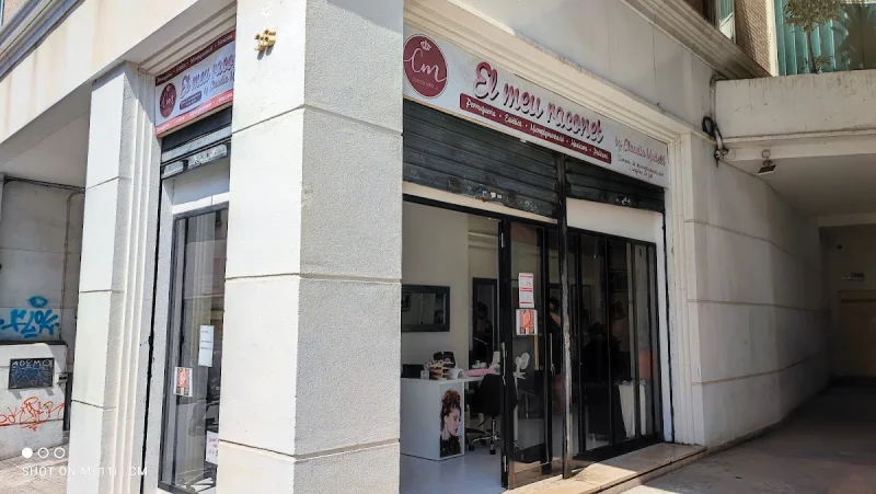 Claudia Matielli El Meu Raconet/ salón brasileño