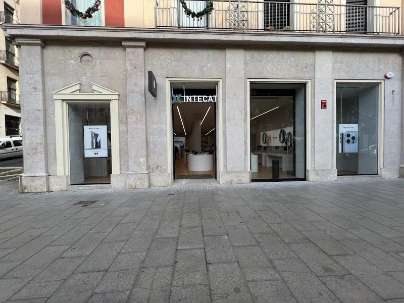 INTECAT | Tienda Apple Tarragona