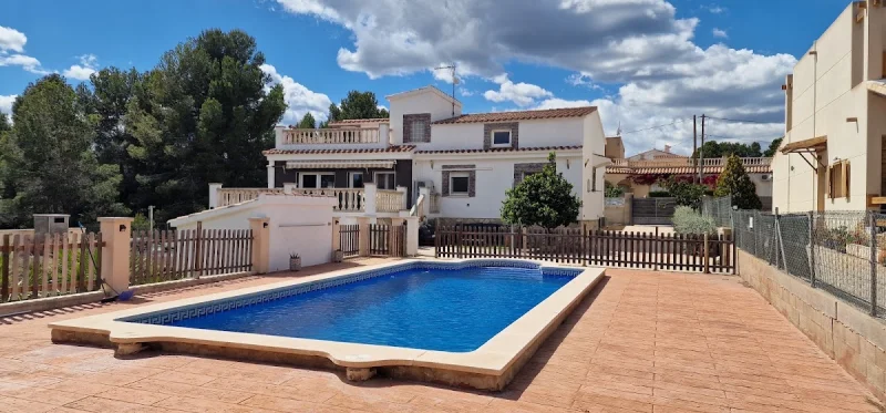 Casalunya International Real Estate Agency