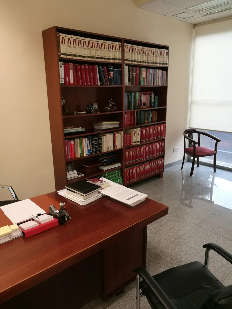 Serrano Abogados