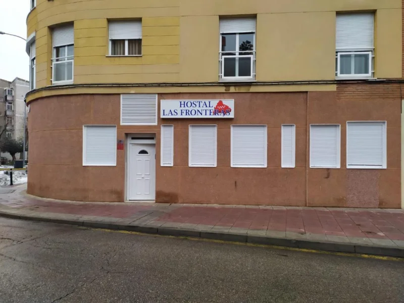 HOSTAL LAS FRONTERAS