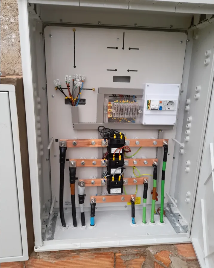Electricidad Carlos Clodo